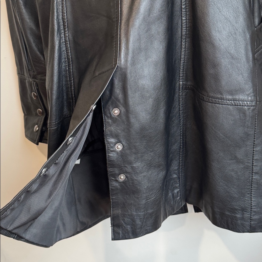 Danier Black Leather Long Jacket - Picture 16 of 16